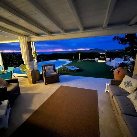 Villa Adel San Teodoro  Luaran gambar