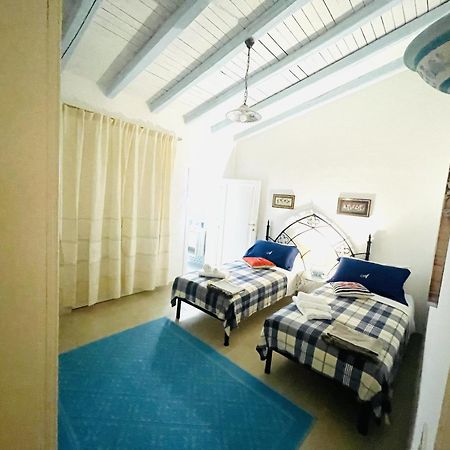 Villa Adel San Teodoro  Luaran gambar