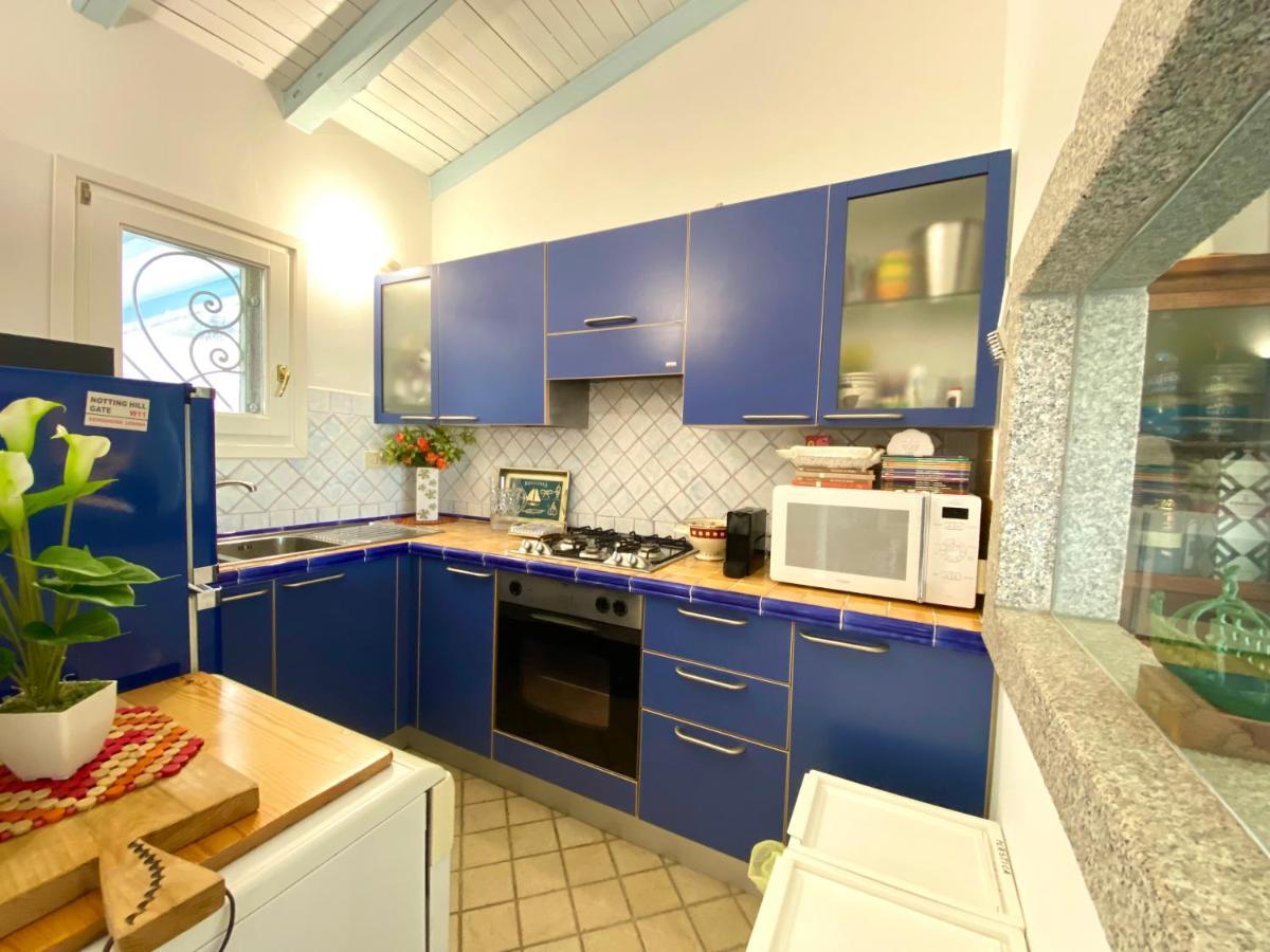 Villa Adel San Teodoro  Luaran gambar