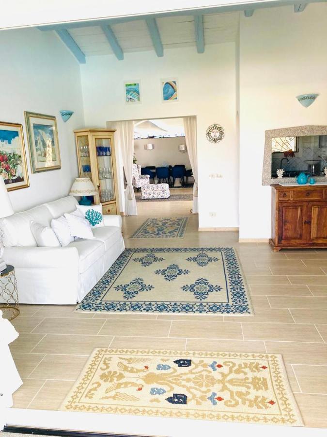 Villa Adel San Teodoro  Luaran gambar