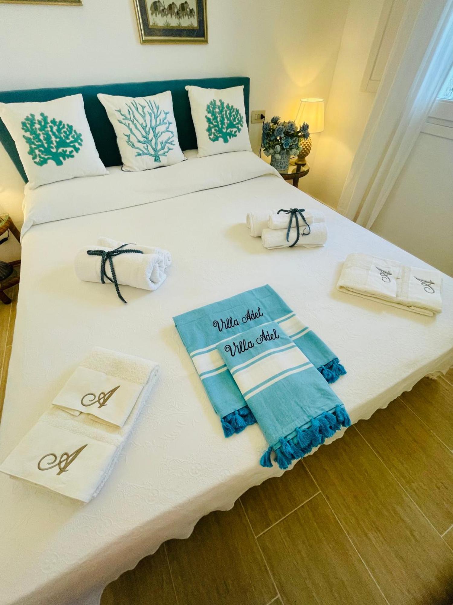 Villa Adel San Teodoro  Luaran gambar