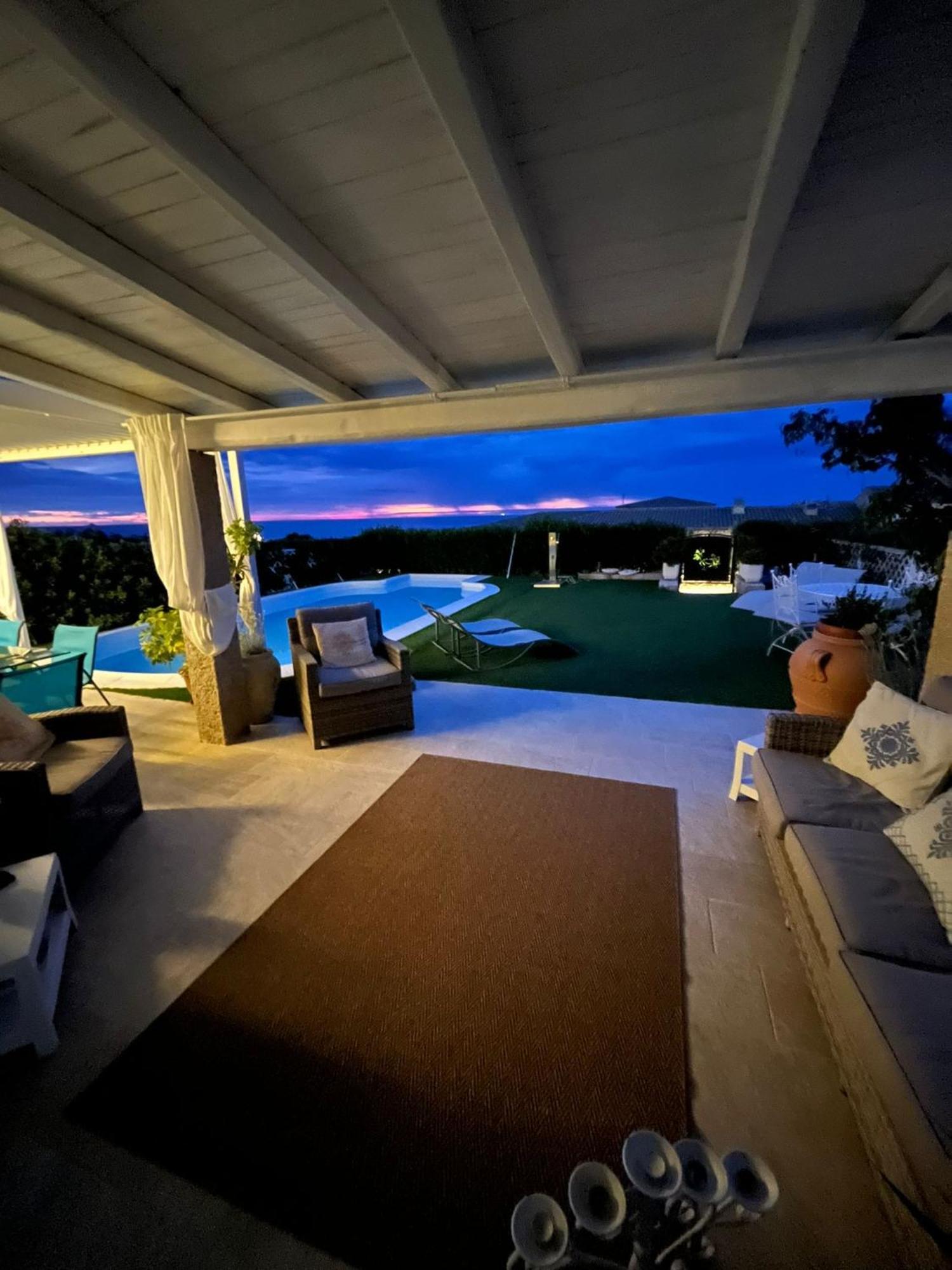 Villa Adel San Teodoro  Luaran gambar